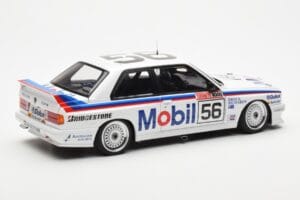 BMW M3 E30 #56 P. Brock / J. Richards Mobil Bathurst 1000 1988 AUTOart 1:18 88847 Kov – obrázek 3 z 9