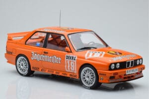 BMW M3 E30 Jagermeister #19 A. Hahne DTM Nurburgring 1992 IXO 1:18 18RMC082A Kov – obrázek 4 z 6