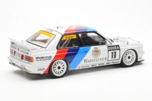 BMW M3 E30 #11 S. Soper Warsteiner DTM 1991 AUTOart 1:18 89146 Kov – obrázek 3 z 8