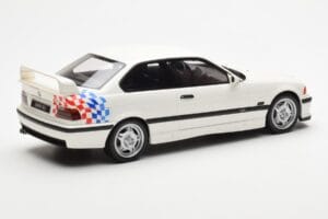 BMW M3 E36 Lightweight Bílý Otto 1:18 OT569 Pryskyřice – obrázek 2 z 6