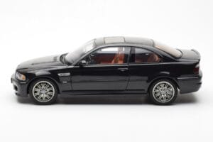 BMW M3 E46 Černý AUTOart 1:18 70541 Kov – obrázek 4 z 8