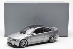 BMW M3 E46 CSL Šedý Kyosho 1:18 80430302734 Kov – obrázek 8 z 8