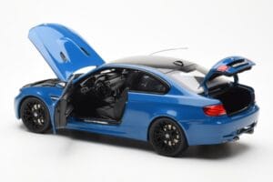 BMW M3 E92 Laguna Seca Blue Kyosho 1:18 08734LBL Kov – obrázek 5 z 8