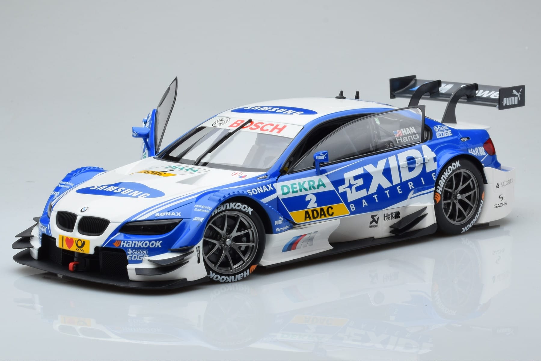BMW M3 #2 BMW Team RMG A.J. Hand DTM 2012 Minichamps 1:18 100122202 Kov – obrázek 2 z 8