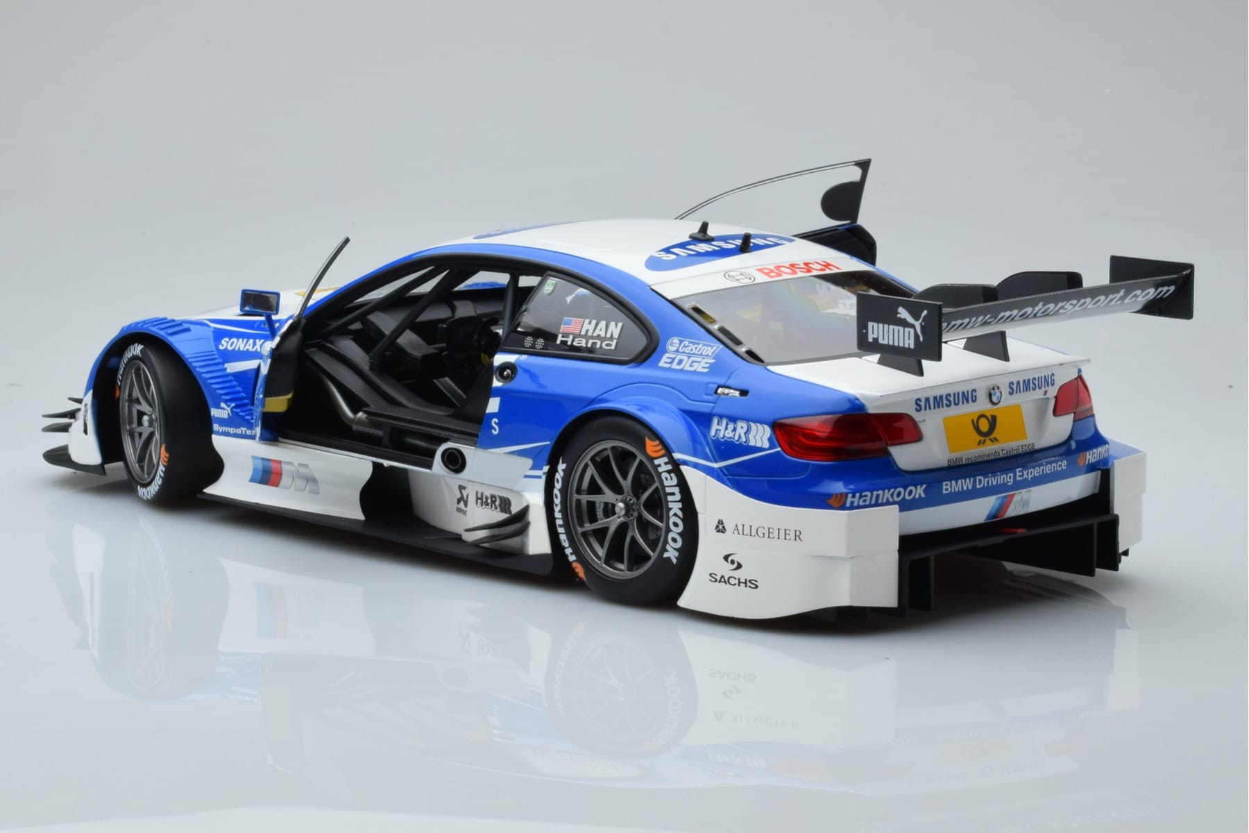 BMW M3 #2 BMW Team RMG A.J. Hand DTM 2012 Minichamps 1:18 100122202 Kov – obrázek 7 z 8