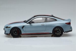 BMW M4 CSL G82 Šedý GT Spirit 1:18 GT427 Pryskyřice – obrázek 3 z 8
