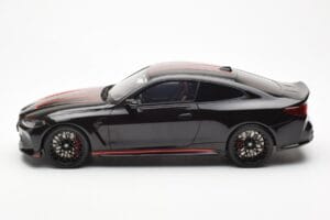 BMW M4 G82 CSL Sapphire Černý GT Spirit 1:18 GT904 Pryskyřice – obrázek 3 z 6