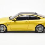 BMW M4 F82 Austin Žlutý Metallic Paragon 1:18 - image 4 of 8