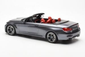 BMW M4 F83 Kabriolet Šedý GT Spirit 1:18 GT081 Pryskyřice – obrázek 5 z 6