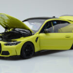BMW M4 G82 Žlutý Edice Prodejce Minichamps 1:18 - image 2 of 8
