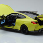 BMW M4 G82 Žlutý Edice Prodejce Minichamps 1:18 - image 5 of 8