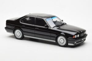 BMW M5 E34 Černý Otto 1:18 OT690 Pryskyřice – obrázek 4 z 6