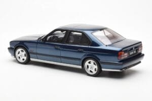 BMW M5 E34 Modrý Metallic Otto 1:18 OT576 Pryskyřice – obrázek 5 z 6