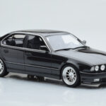 BMW M5 E34 Hartge Černý Otto 1:18 - image 6 of 6