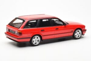 BMW M5 E34 Touring Červený Otto 1:18 OT951 Pryskyřice – obrázek 2 z 6