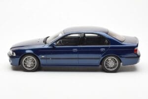 BMW M5 E39 Avus Blue Paint Issue Otto 1:18 OT070 Pryskyřice – obrázek 3 z 6