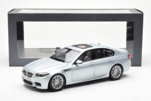 BMW M5 F10 Silverstone Stříbrný Paragon 1:18 80432186353 Kov – obrázek 8 z 8