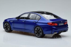 BMW M5 F90 Marina Bay Modrý Norev 1:18 80432454783 Kov – obrázek 6 z 7
