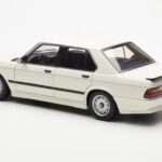 BMW M535i E28 Alpine Bílý AUTOart 1:18 - image 7 of 10