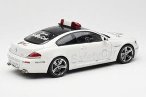 BMW M6 E63 MotoGP Safety Car 2006 Kyosho 1:18 08707GPB Kov – obrázek 3 z 8