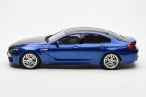 BMW M6 F06 Gran Coupe Modrý GT Spirit 1:18 GT184 Pryskyřice – obrázek 3 z 6