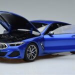 BMW M850i G15 Modrý Metalíza Norev 1:18 183286 Kov - image 2 of 7