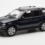 BMW X5 4.4i E53 Tmavě Modrý Kyosho 1:18