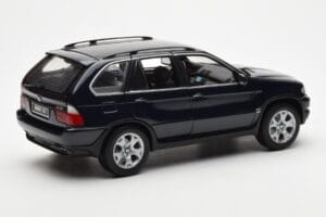 BMW X5 4.4i E53 Tmavě Modrý Kyosho 1:18 08521DB Kov – obrázek 3 z 8
