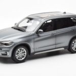 BMW X5 F15 Space Šedý Paragon 1:18