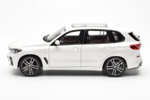 BMW X5 G05 Bílý Paragon 1:18 80432450996 Kov – obrázek 4 z 8