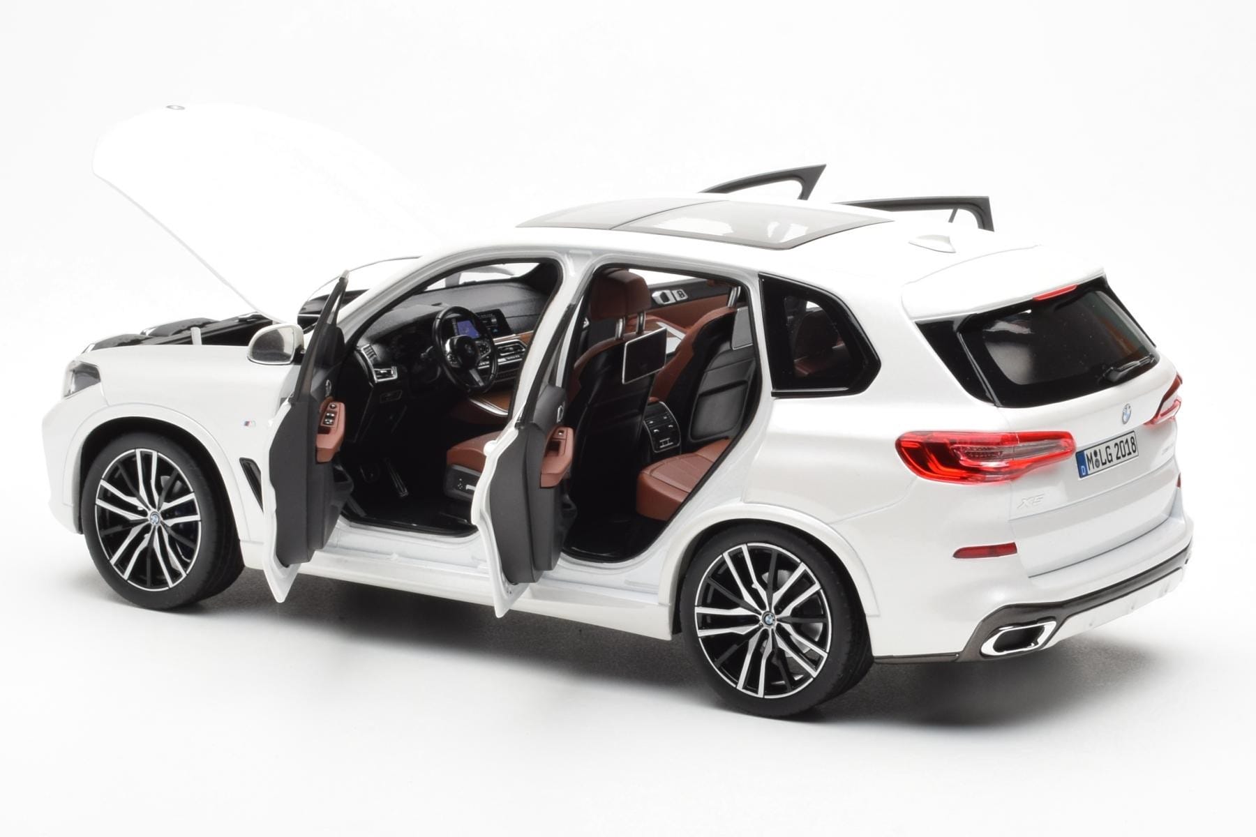 BMW X5 G05 Bílý Paragon 1:18 80432450996 Kov – obrázek 5 z 8