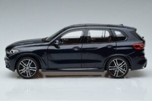 BMW X5 G05 Modrý Norev 1:18 183283 Kov – obrázek 4 z 7