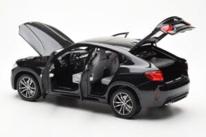 BMW X6 M F86 Sapphire Černý Metallic Norev 1:18 80432364887 Kov – obrázek 5 z 8