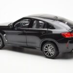 BMW X6 M F86 Sapphire Černý Metallic Norev 1:18 - image 7 of 8