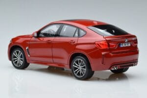 BMW X6M F86 Červený Norev 1:18 183242 Kov – obrázek 6 z 7