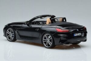 BMW Z4 G29 Černý Metalíza Norev 1:18 183272 Kov – obrázek 6 z 7