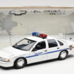 Chevrolet Caprice Cheyenne Policie UT Models 1:18 - image 6 of 6
