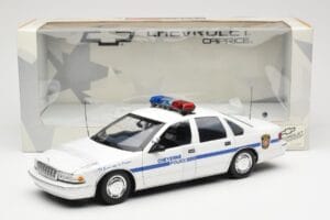 Chevrolet Caprice Cheyenne Policie UT Models 1:18 21025 Kov – obrázek 6 z 6