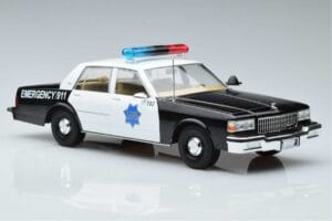 Chevrolet Caprice San Francisco Police Department MCG 1:18 MCG18389 Kov – obrázek 4 z 6