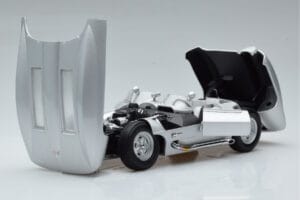 Chevrolet Corvette C1 Stingray Concept AUTOart 1:18 71000 Kov – obrázek 2 z 8