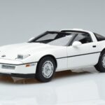 Chevrolet Corvette C4 Bílý AUTOart 1:18 71243 Kov