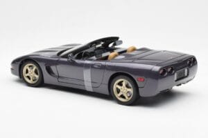 Chevrolet Corvette C5 Kabriolet Fialový Perleť Metalíza UT Models 1:18 21010 Kov – obrázek 5 z 6