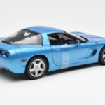 Chevrolet Corvette C5 Modrý Metalíza UT Models 1:18 - image 2 of 6