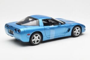 Chevrolet Corvette C5 Modrý Metalíza UT Models 1:18 21004 Kov – obrázek 2 z 6