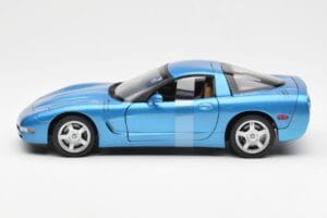 Chevrolet Corvette C5 Modrý Metalíza UT Models 1:18 21004 Kov – obrázek 3 z 6