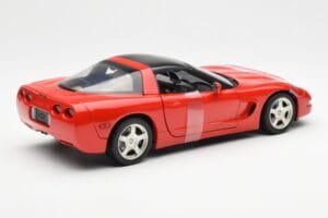 Chevrolet Corvette C5 Hardtop Červený UT Models 1:18 21041 Kov – obrázek 2 z 6