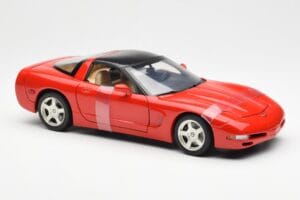 Chevrolet Corvette C5 Hardtop Červený UT Models 1:18 21041 Kov – obrázek 4 z 6