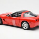 Chevrolet Corvette C5 Hardtop Červený UT Models 1:18 - image 5 of 6