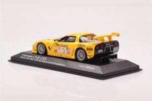 Chevrolet Corvette C5R #3 O. Gavin / J. O'Connell / R. Fellows Sebring 12 Hours 2003 Minichamps 1:43 400031403 Kov – obrázek 3 z 4