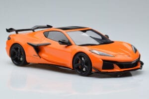 Chevrolet Corvette C8 Z06 Oranžový GT Spirit 1:18 GT417 Pryskyřice – obrázek 4 z 6